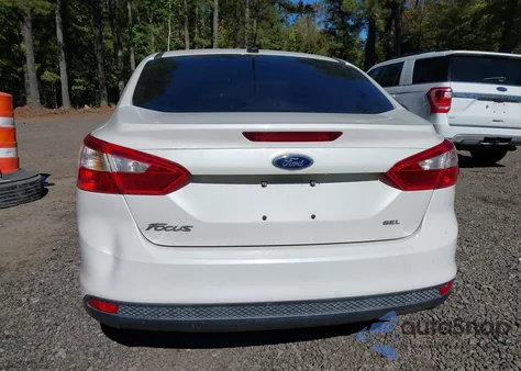2012 Ford Focus Sel z USA, uszkodzony, nr VIN 1FAHP3H22CL479181